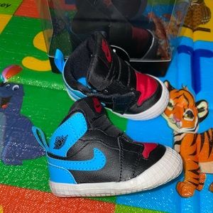 Jordan 1 Crib Bootie (Black,Blue,Red) Boys 2C